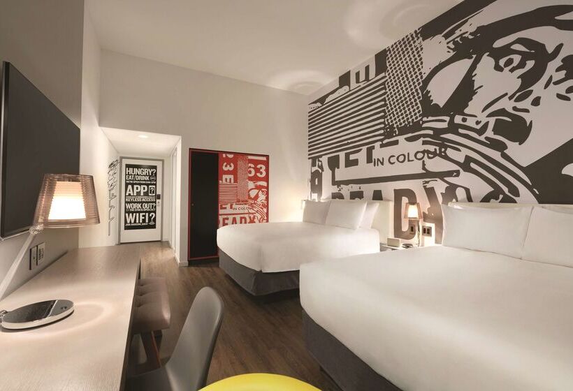 Отель Radisson Red Minneapolis Downtown