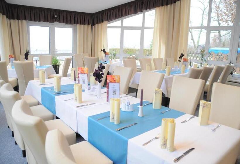 ホテル Restaurant Weinberg