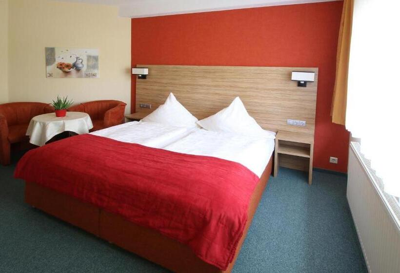 ホテル Restaurant Weinberg