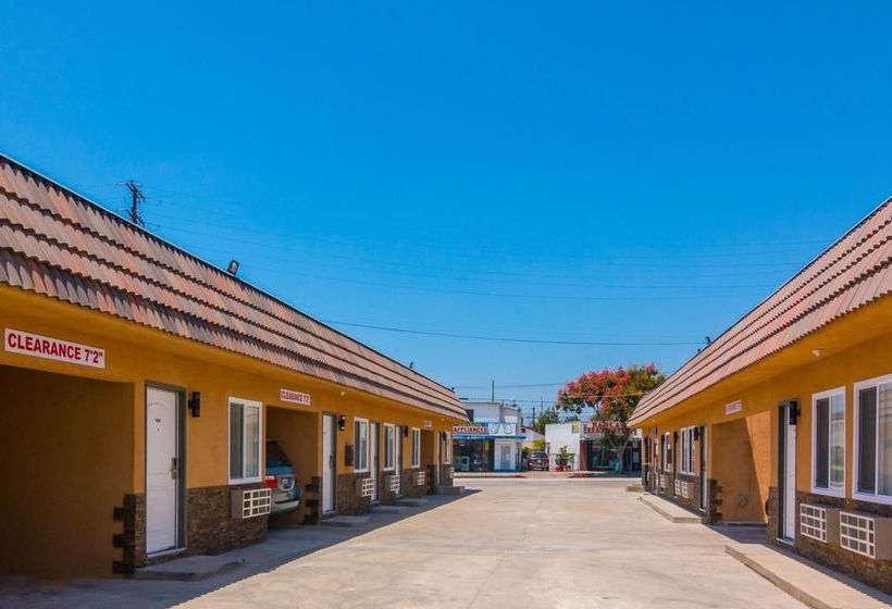 فندق El Dorado Inn