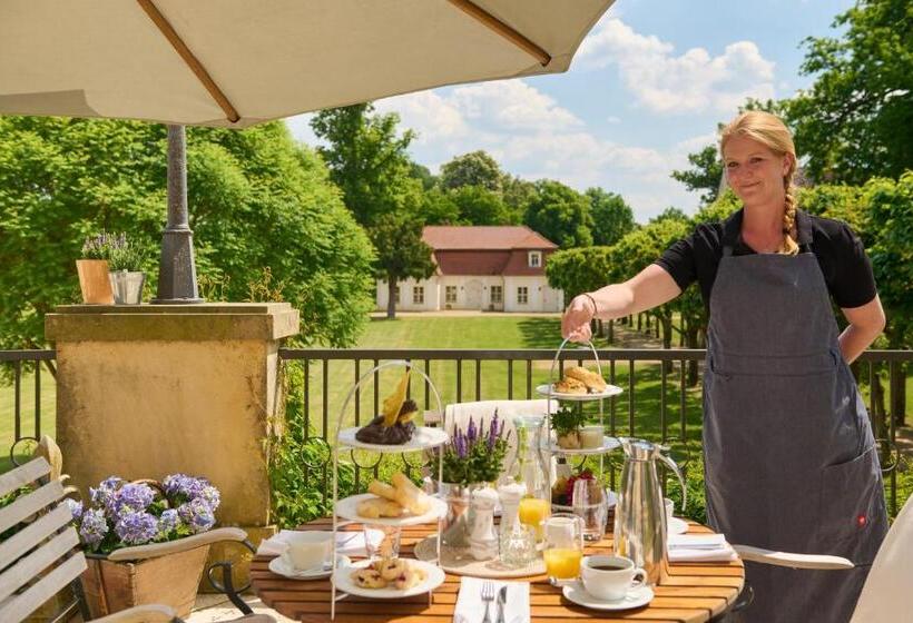 Отель Schloss Und Gut Liebenberg