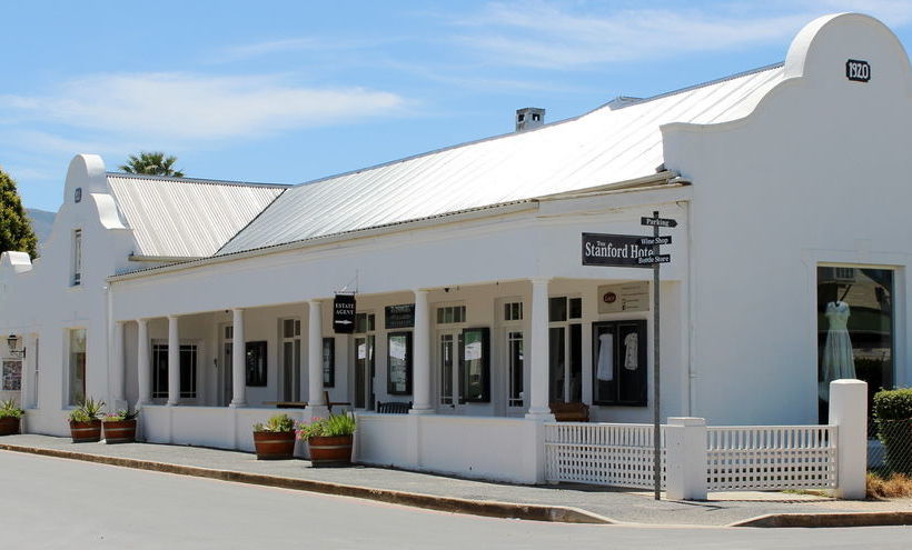 ホテル The Stanford