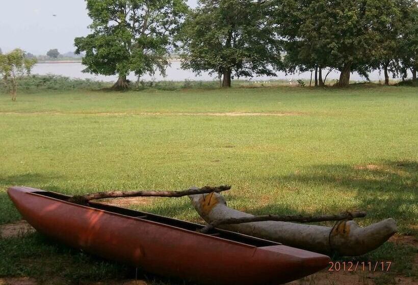 בית מלון כפרי Suwanila Rest