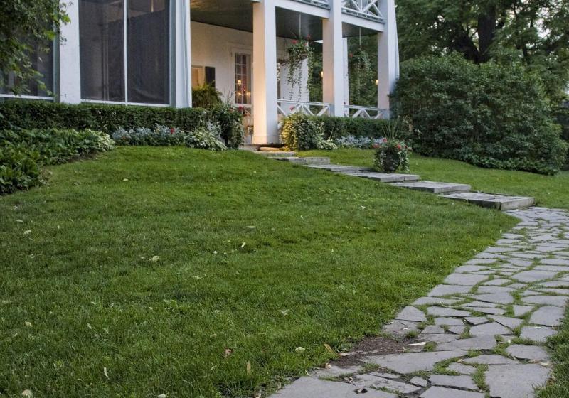 בית מלון כפרי The Charles