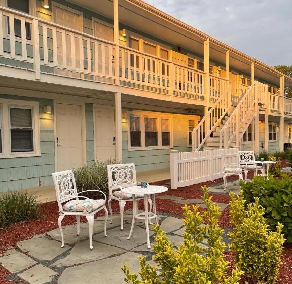 Отель The Escape Inn