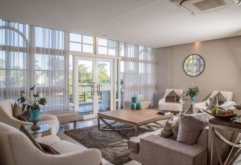 酒店 The Manor House At Fancourt