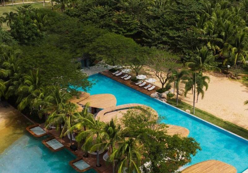 בית מלון כפרי The Sanya Edition