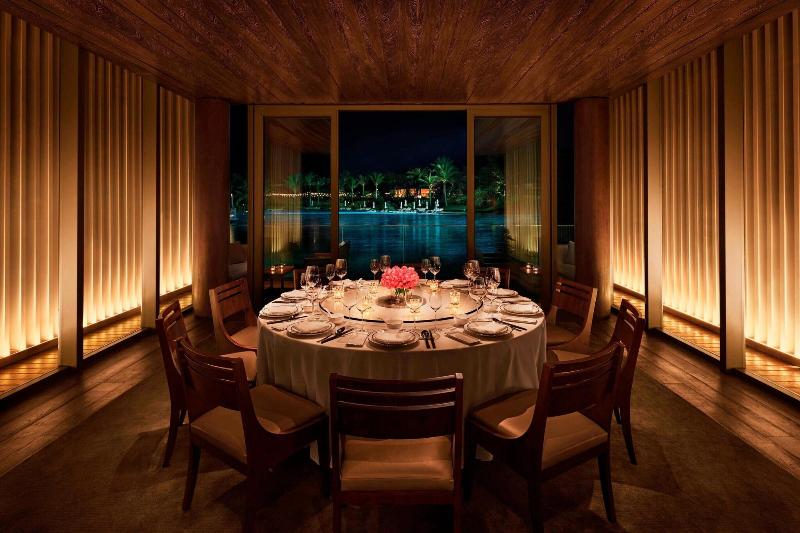 בית מלון כפרי The Sanya Edition