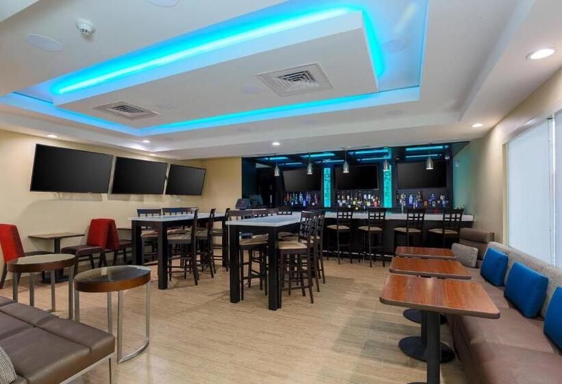 בית מלון כפרי Towneplace Suites By Marriott Mcallen Edinburg