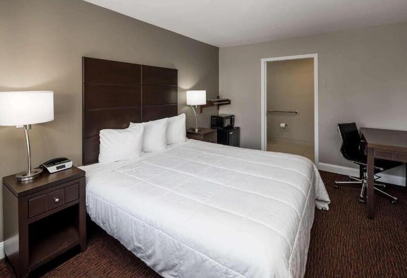 فندق Vallejo Inn