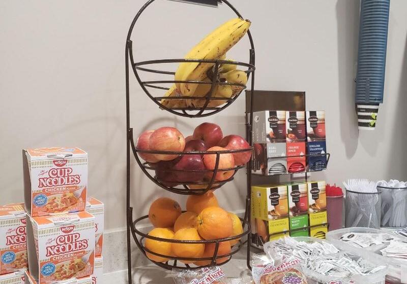 فندق Vallejo Inn