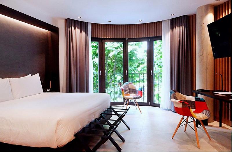 ホテル Vila Arenys