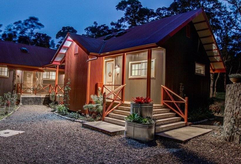 בית מלון כפרי Volcano Village Estates