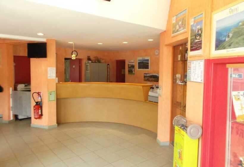 ホテル Vvf Sud Vercors