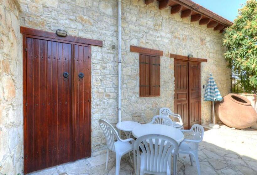 Komi Lofou House By Trulycyprus