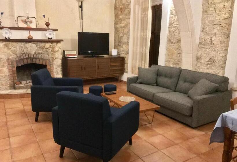 Komi Lofou House By Trulycyprus