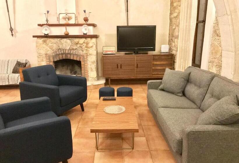 Komi Lofou House By Trulycyprus