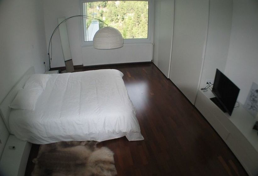 Lioness  Fountain Villa