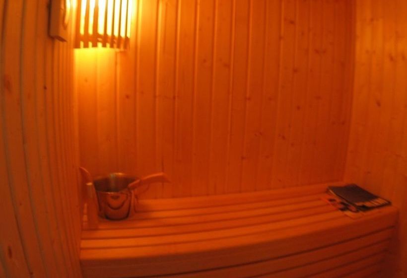 Lioness  Fountain Villa