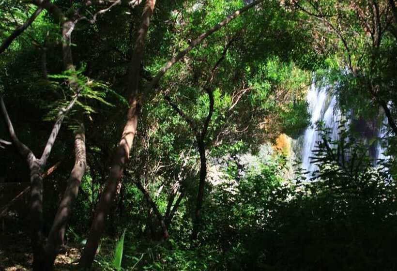 استراحتگاه Ma In Hot Springs