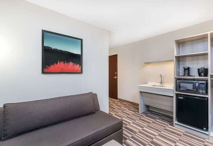 Microtel Inn & Suites By Wyndham Perry