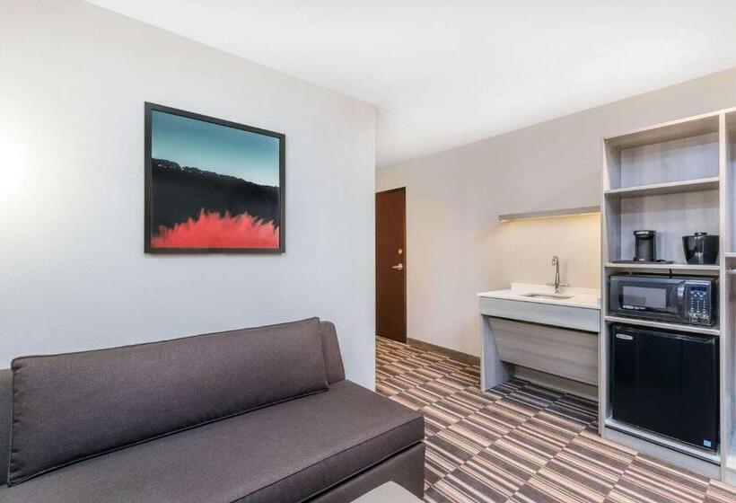 Microtel Inn & Suites By Wyndham Perry