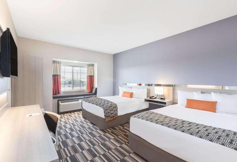 Microtel Inn & Suites By Wyndham Perry