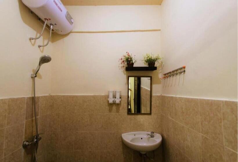 펜션 Clamonic House Nusa Dua