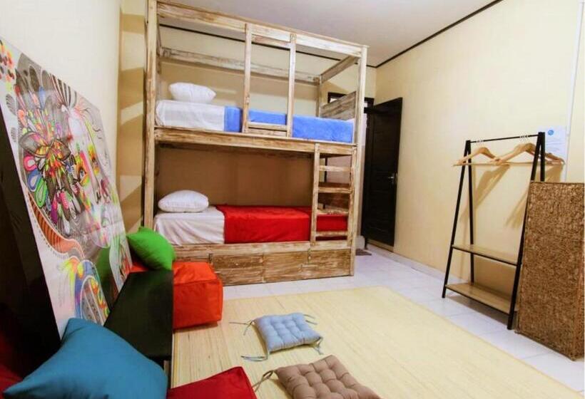 펜션 Clamonic House Nusa Dua