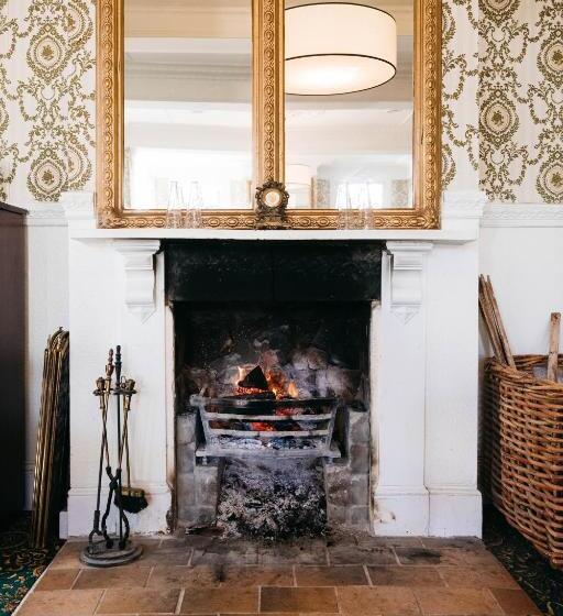 פנסיון Etico At Mount Victoria Manor