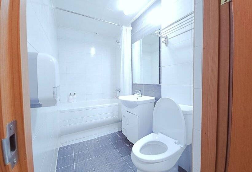 פנסיון Myeongdong Rooftop Hostel