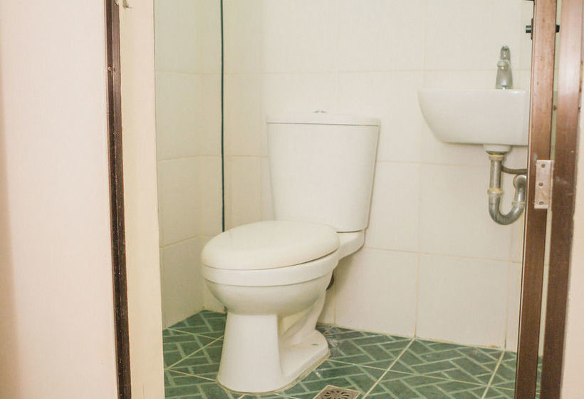 پانسیون Xtravelers Place Palawan