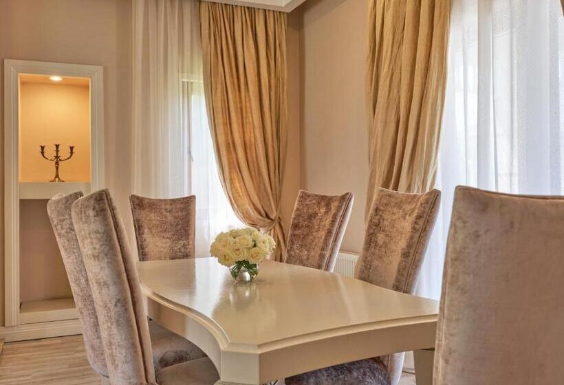 استراحتگاه Qafqaz Riverside