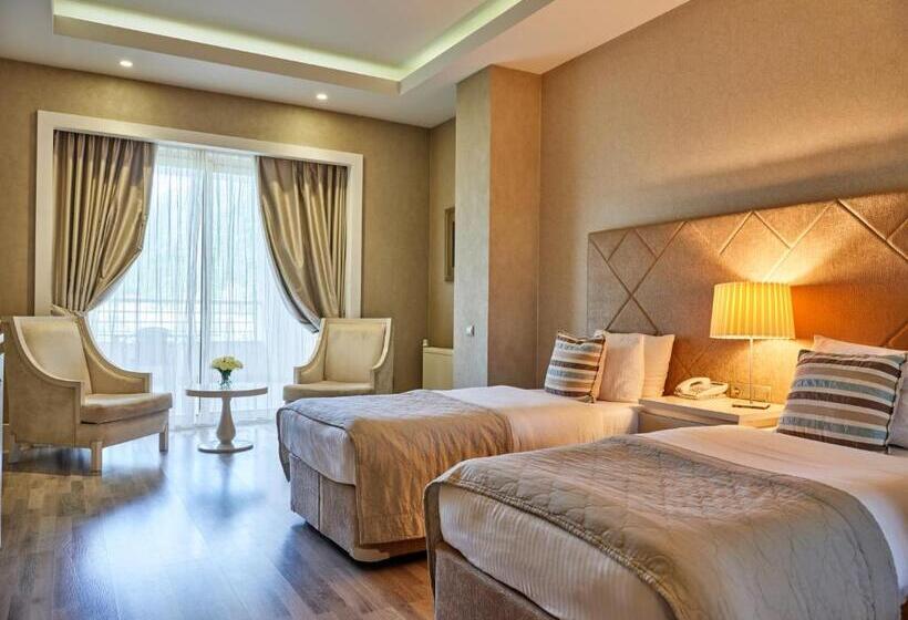 استراحتگاه Qafqaz Riverside