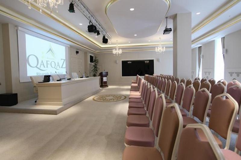 استراحتگاه Qafqaz Riverside