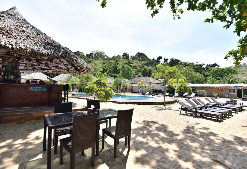 The Reef Resort