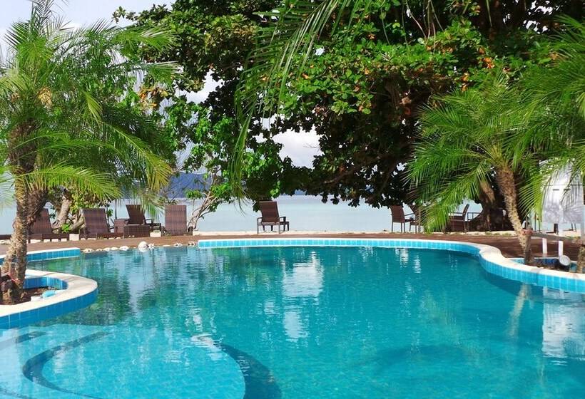 The Reef Resort
