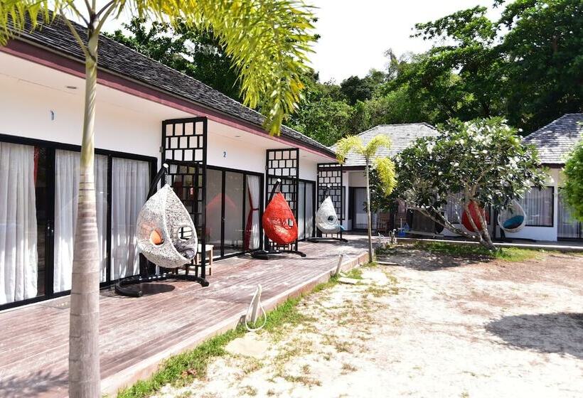 The Reef Resort