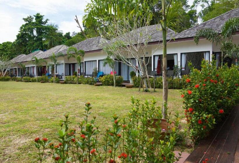 The Reef Resort