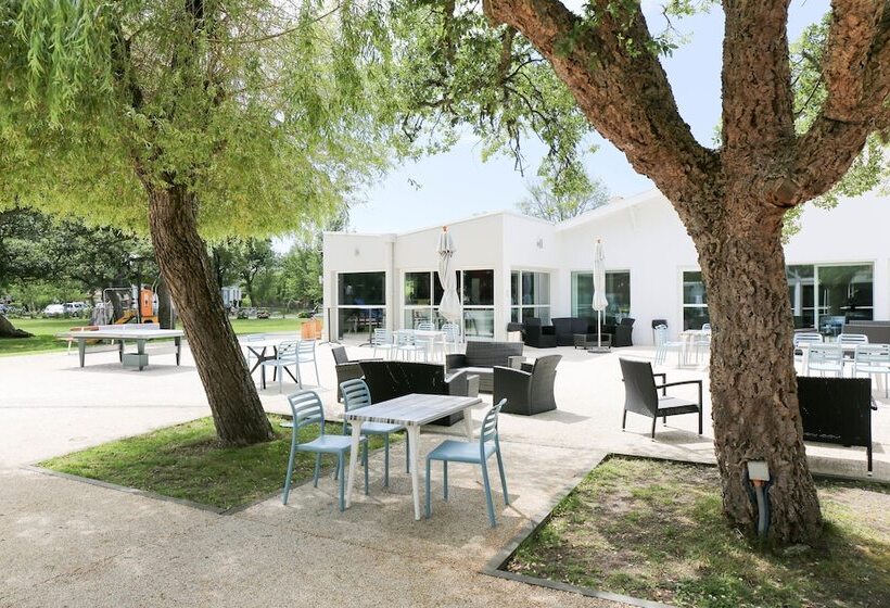 אתר נופש Cap Ocean