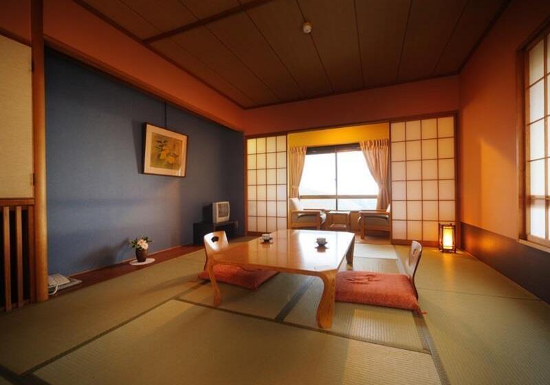 Рёкан Takamiya Hotel Jurin