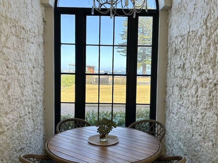 Bed and Breakfast The Customs House Port Macdonnell