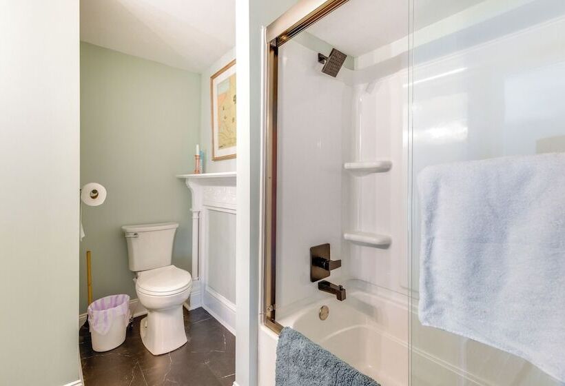 Bayfront Heathsville Home W/ Crabbing Pier!