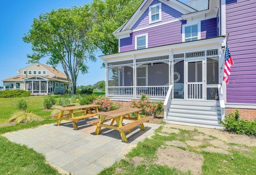 Bayfront Heathsville Home W/ Crabbing Pier!