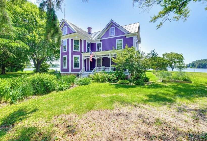 Bayfront Heathsville Home W/ Crabbing Pier!