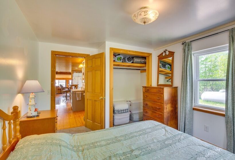 Lakeview Maine Retreat W/ Fire Pit, Grill & Canoe