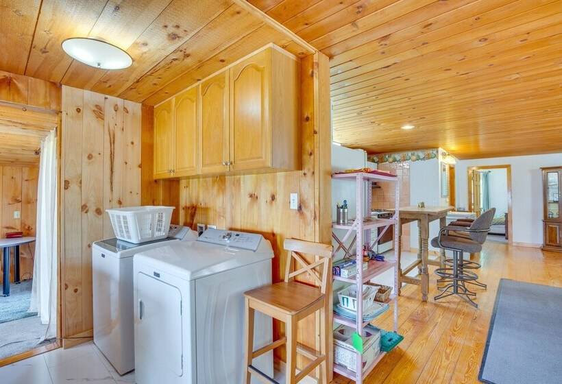 Lakeview Maine Retreat W/ Fire Pit, Grill & Canoe