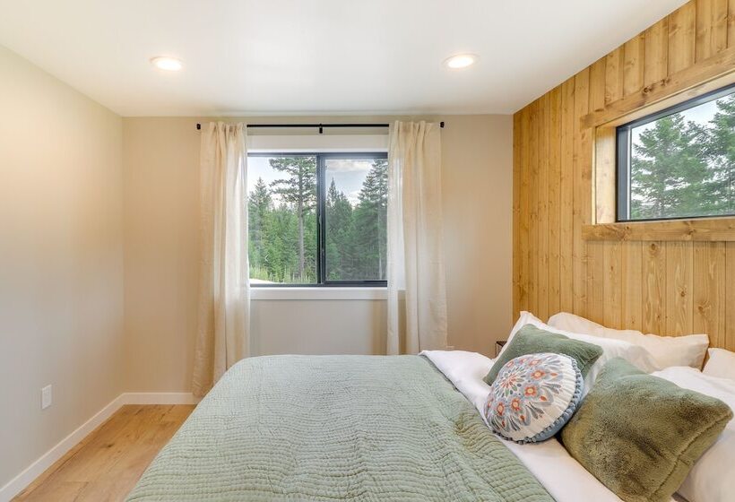 Modern Lakeside Cabin W/ Mountain Views & Hot Tub!