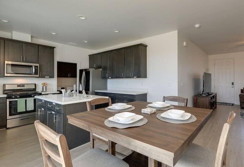 Bellemont Family Home W/ Yard   Hike, Ski, Explore