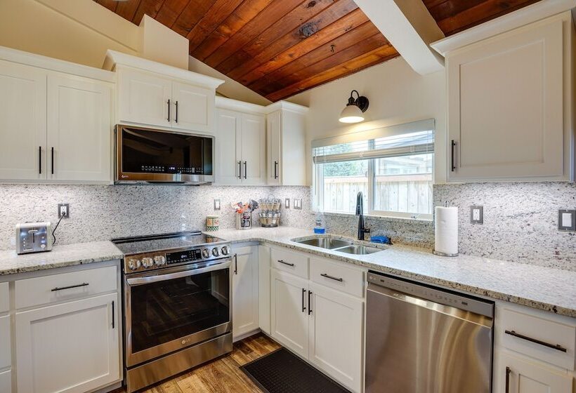 Birch Bay Vacation Home, Close To Beachfront Parks